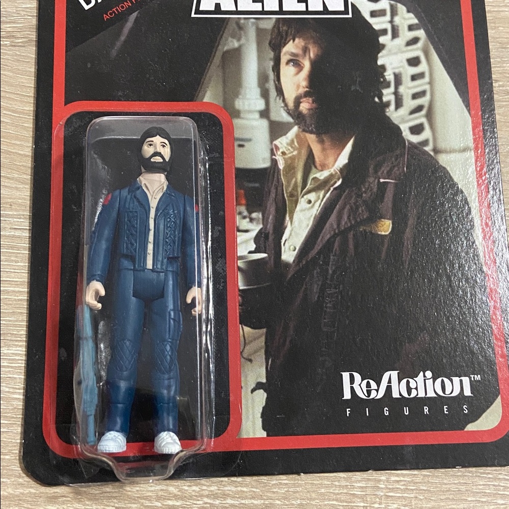 2013 Funko ReAction Figures Alien DALLAS Action Figure 3.75" - Picture 3 of 4